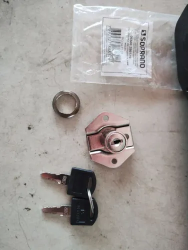 Fechadura para porta de madeira e armário gaveta