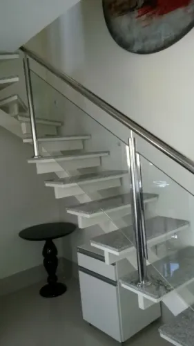 Corrimão e guarda corpo (aço inox) 