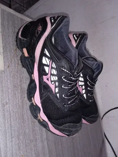 Tênis Mizuno pro 9 rosa e preto 36