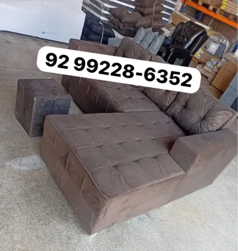 Sofá Marrom com puff