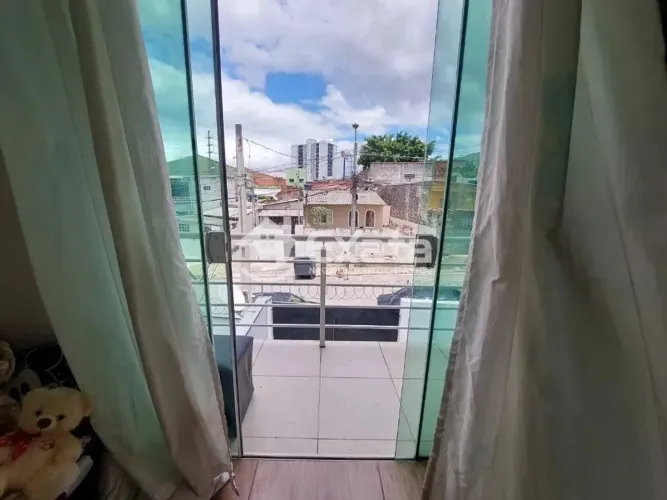 Casa à venda no Parque das Laranjeiras, Sorocaba - 2 dormitórios, Próximo ao shopping Cida