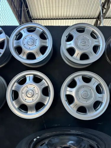 Rodas 14 Gm Corsa Astra 