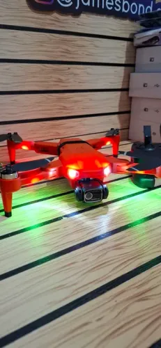 DRONE L900 PRO COM CAMERA E GPS