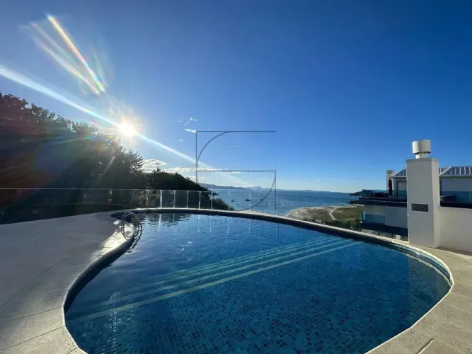 Viva com sofisticação e bem-estar à beira-mar em Canajurê