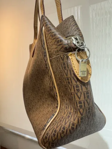 Bolsa Victor Hugo Monograma (Tote Média)