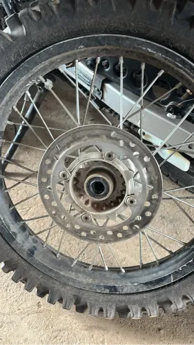 Roda traseira Honda xre300