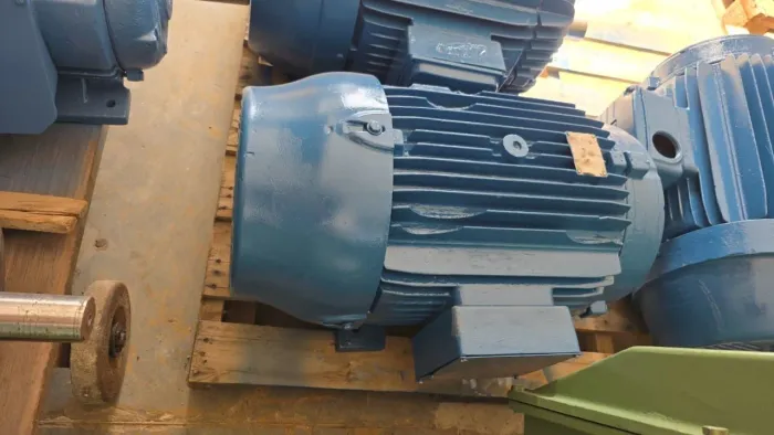 Motores Elétricos Industriais - Diversos Tamanhos