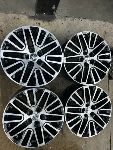 Rodas 19 Original Jeep compass, renegade,commander e Fiat toro 