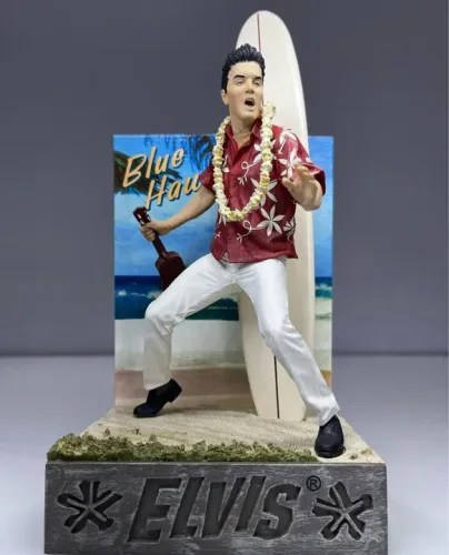 Elvis Presley 1961 - Blue Hawaii McFarlane Toys