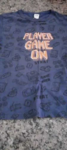 Camiseta semi nova 14