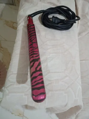 Vendo prancha de cabelo 