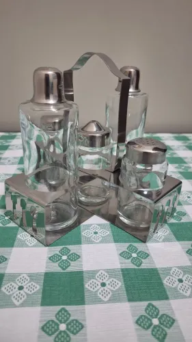 Galheteiro em aço inox e vidro