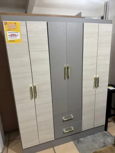 Roupeiro 6 portas 2 gavetas