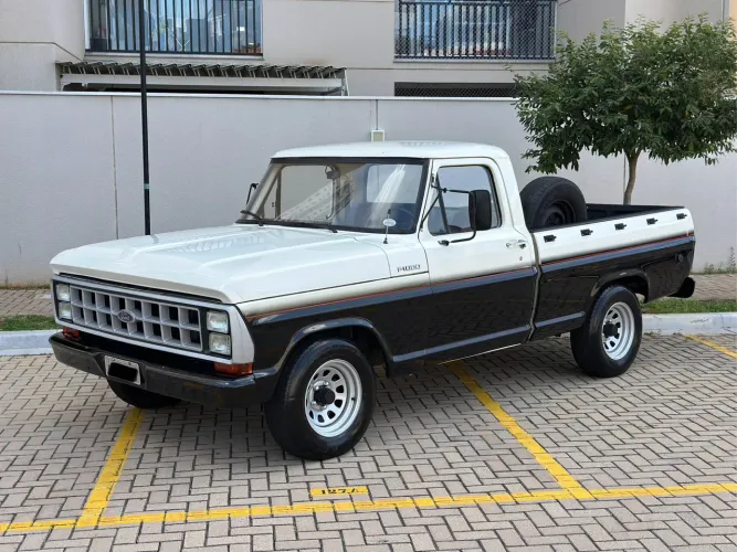 F-1000 1981 DIESEL MWM