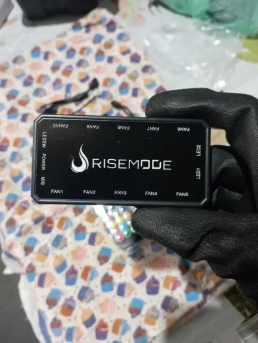 Controladora Rise Mode Laser ARGB ( Fan's 120mm)