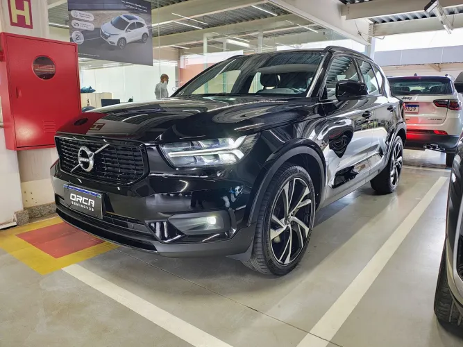 Volvo XC40 T5 R-Design AWD 19/20 - Orca Seminovos