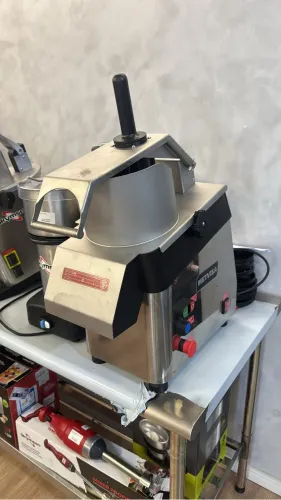 Processador de alimentos industrial 9 discos Metvisa novo 