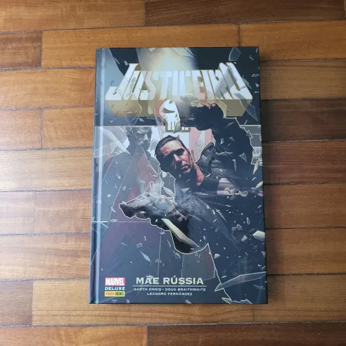 Justiceiro: Mãe Rússia (Marvel Deluxe)