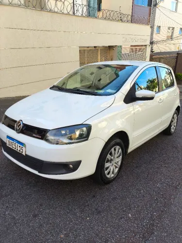 Volkswagen Fox Bluemotion 1.0 MI Total Flex 12V 5P 2014