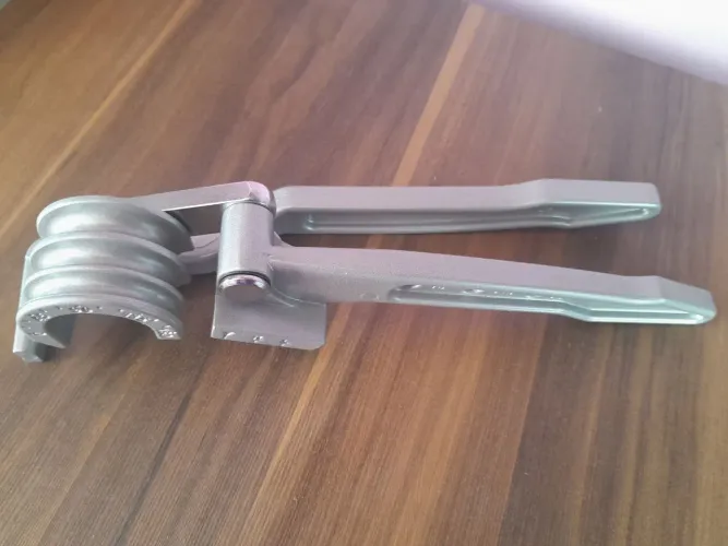Curvador de tubos