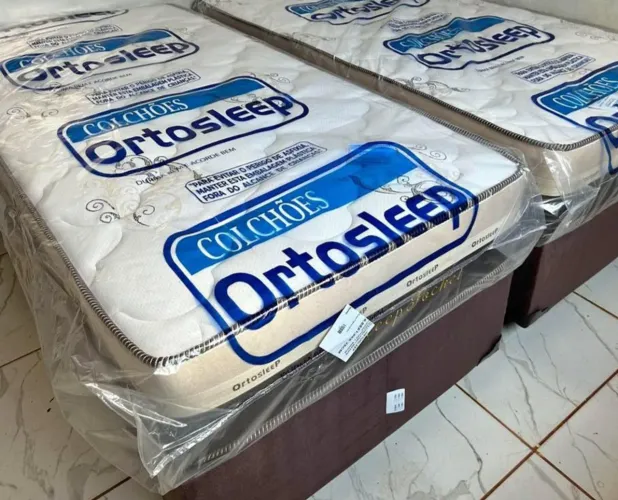 Solteirão  base e colchão molas ensacadas 