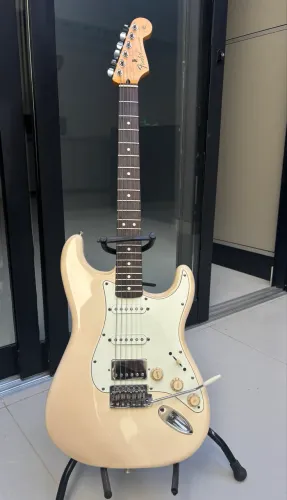 Guitarra FENDER MÉXICO 