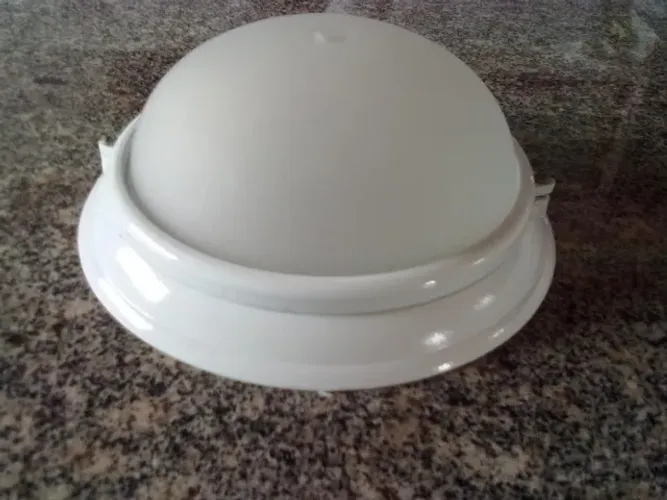 Antiga Luminária Branca Com Vidro Jateado Dos anos 90
