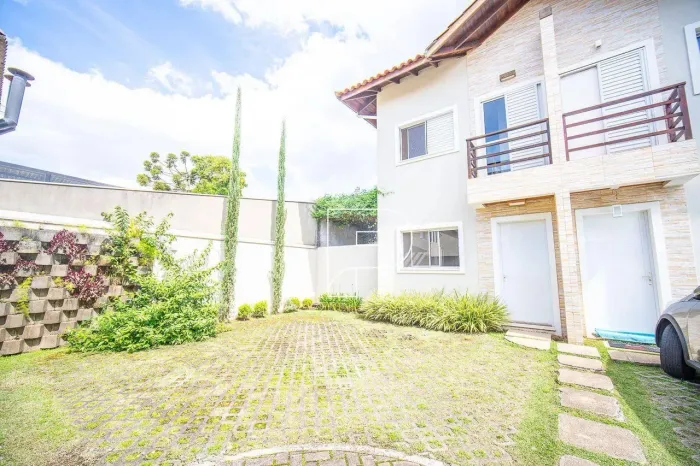 Casa com 2 dormitórios à venda, 72 m² por R$ 650.000,00 - Granja Viana - Cotia/SP