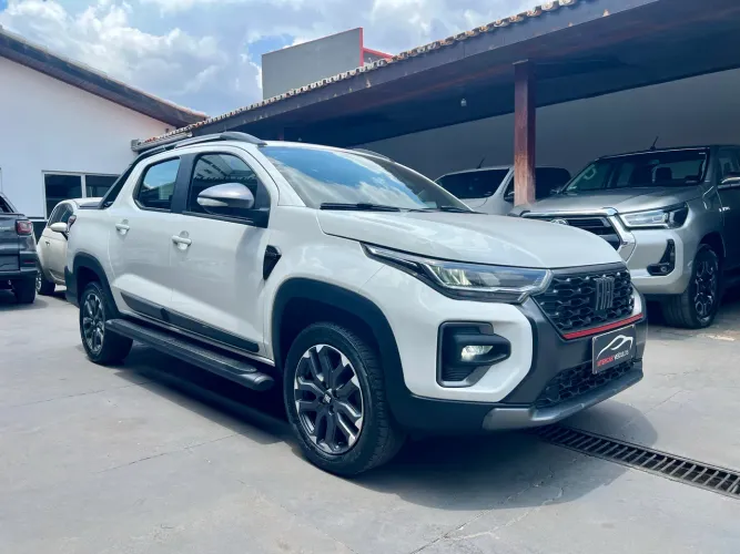 Fiat Strada Ultra 1.0 Flex Turbo CD Aut. 2025