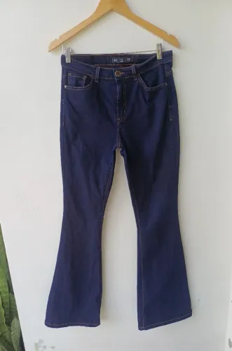 Calça flare tam 40