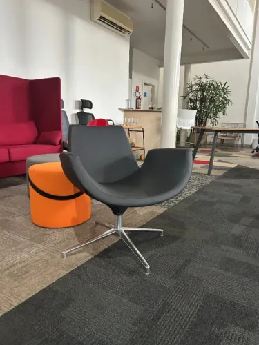 Poltrona com design italiano