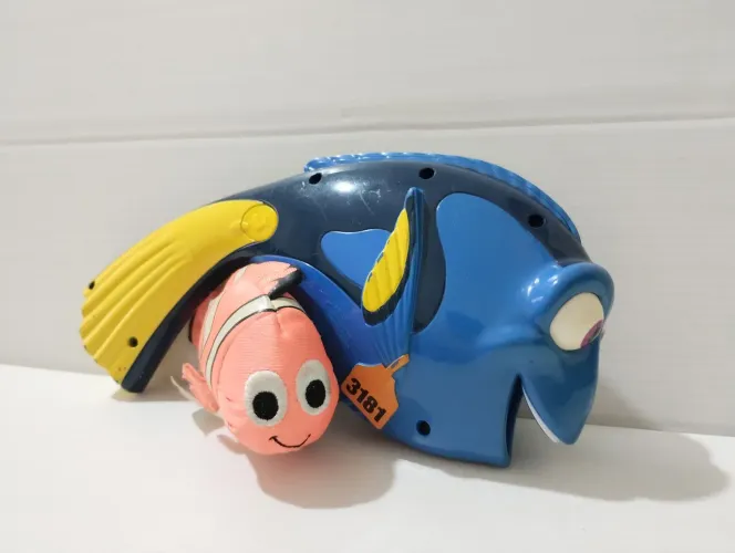Dory Nemo - Bandai Disney 2015 raros (grava e repete, funciona)