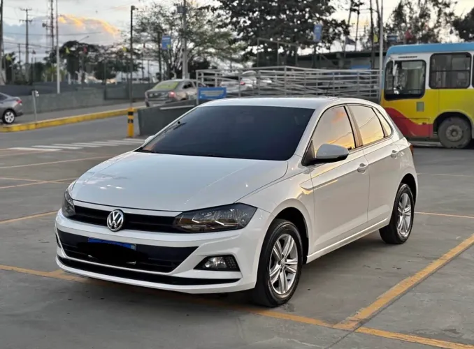 VENDO CARRO POLO 2021