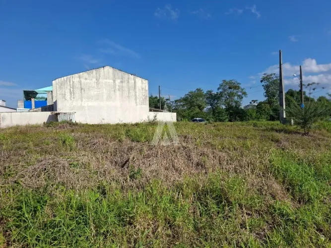 Terreno à venda no bairro Vila Nova em Joinville, por R$ 410.000.00.