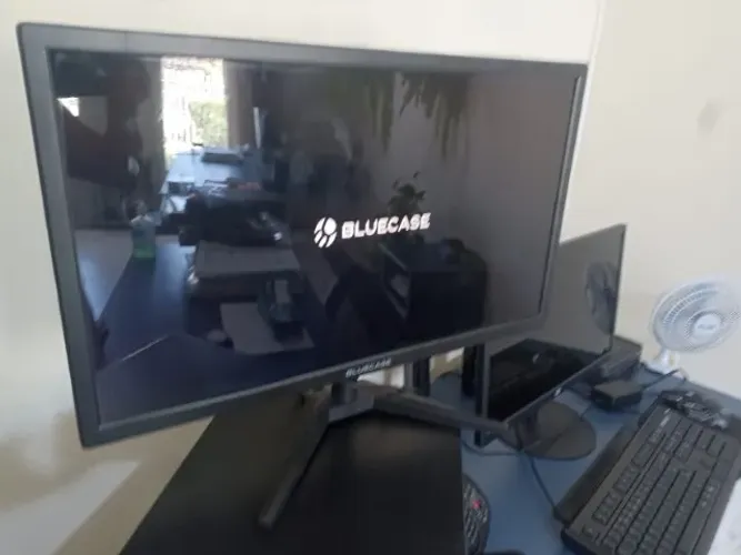 Monitor 21'5 Preto Led Bluecase - 127/220v