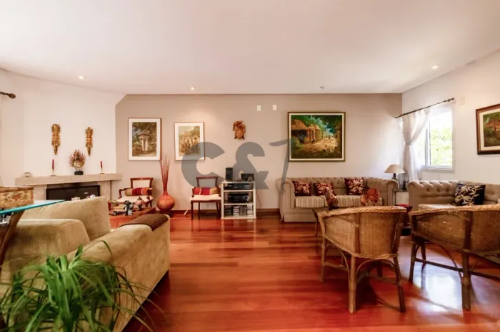 Casa de Condomínio - 5 Dormitórios (Suítes) à Venda no Alto da Boa Vista - São Paulo/SP