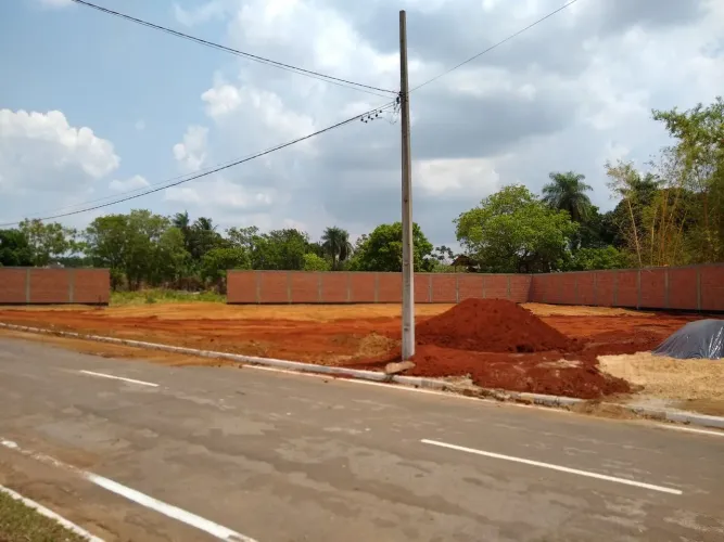 Terreno à Venda - Novo Diamantino, Diamantino