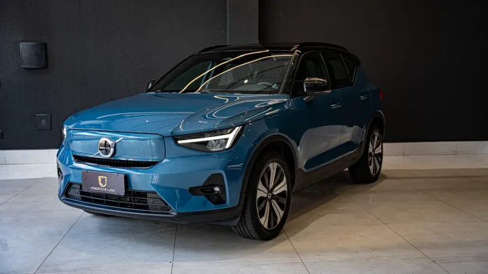 Volvo XC40 Recharge Plus (elétrico) 2023