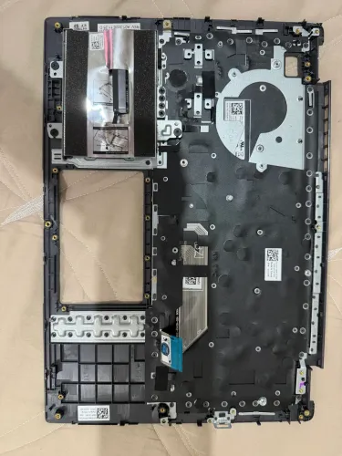 Palmrest Dell 3410