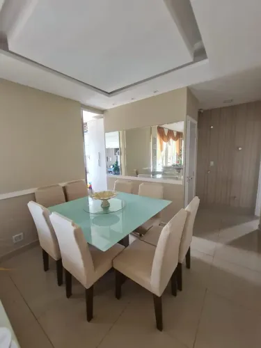 Fit Mirante do Parque com três quartos, duas vagas, reformado, mobiliado, em excelente est