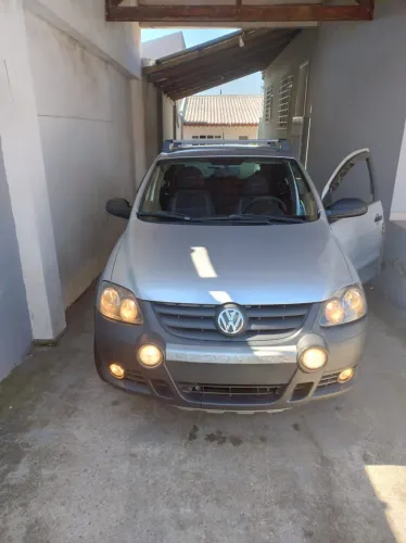 Volkswagen Crossfox 1.6 MI Total Flex 8V 5P 2009
