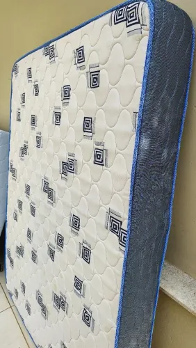 Colchão Ortobom e cama box