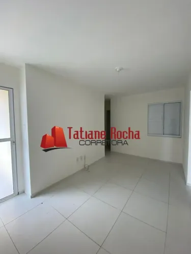 Vendo excelente casa no Condomínio Viva Mais Master.
