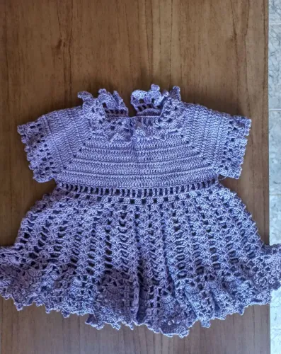 Vestido de crochê infantil