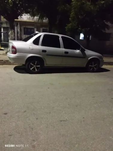 Chevrolet Corsa Sedan 1.0 MPFI 8V 71cv 4P 2003