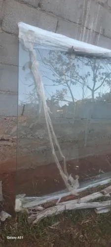 Tampo de vidro de mesa 120 reais pra vender hoje ok