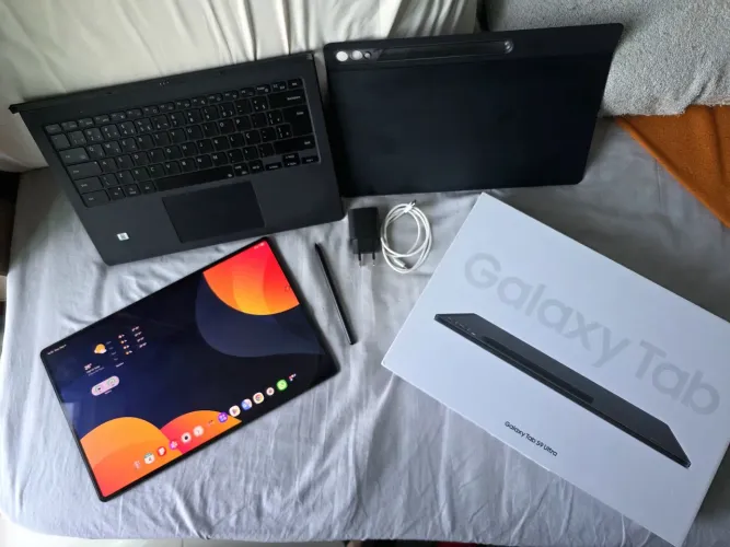 Samsung tab s9 ultra, SPen e capa teclado originan + película instalada + capa adicional