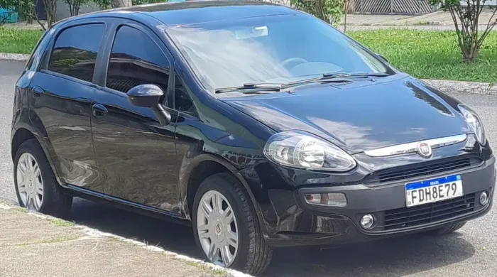 Fiat Punto Attractive 1.4 Fire Flex 8V 5P 2013