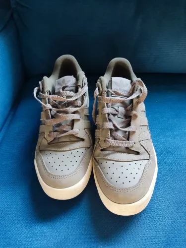 Tênis Adidas Fórum Low tamanho 39