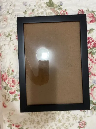 Moldura com vidro para diploma